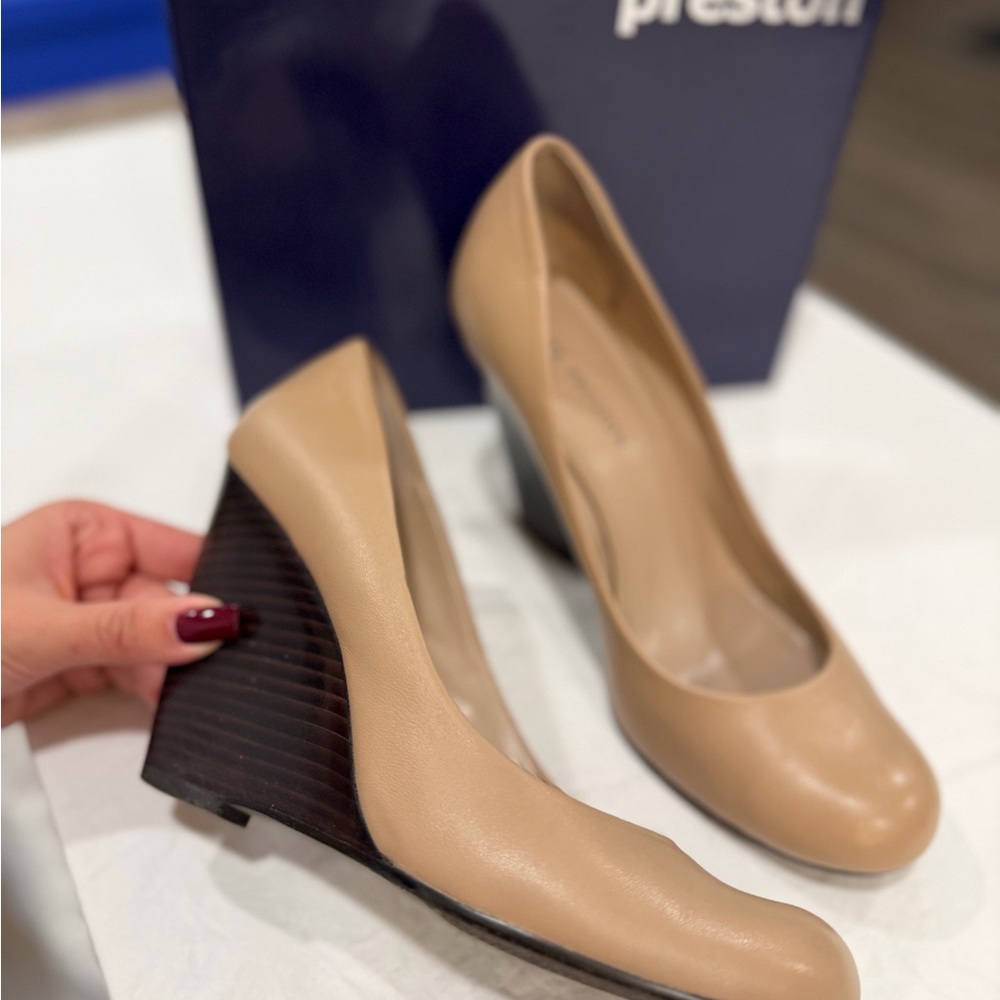 Preston Women's Beige Wedge Shoes